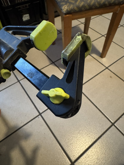 🔧 Patte de serre-joint – Réparation sur mesure