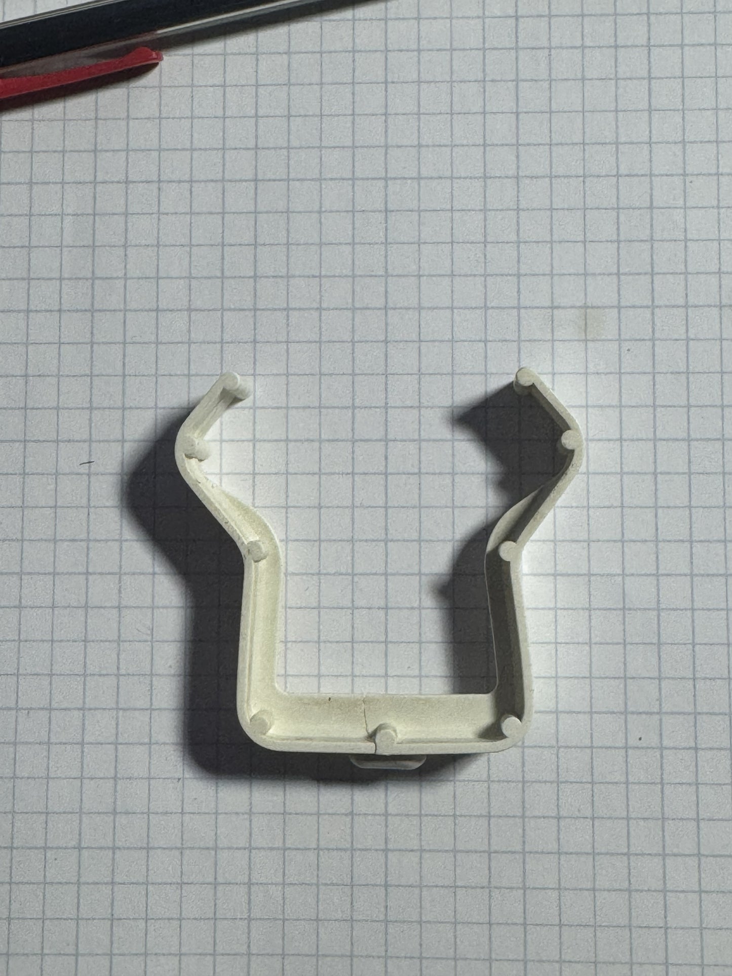 🔩 Clip pour radiateur – Réparation sur mesure